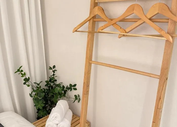Rym Stay, New Stay, Cozy 2br, 3 Beds, 5 Min To Subway, Near Lotte Tower, Lotte World, Kspo Dome, & Coex, Licensed 게스트하우스 4*